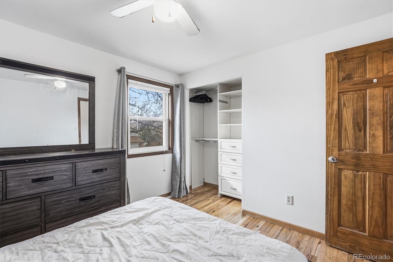 412 S Devinney Street