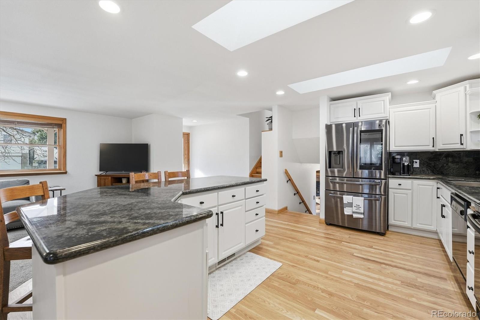 412 S Devinney Street