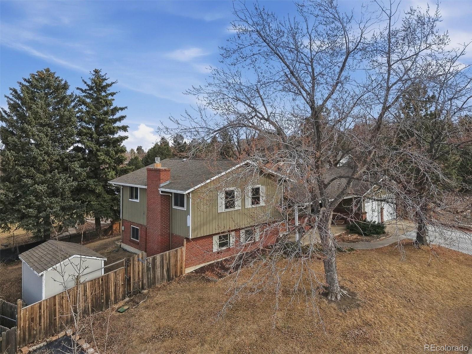 412 S Devinney Street