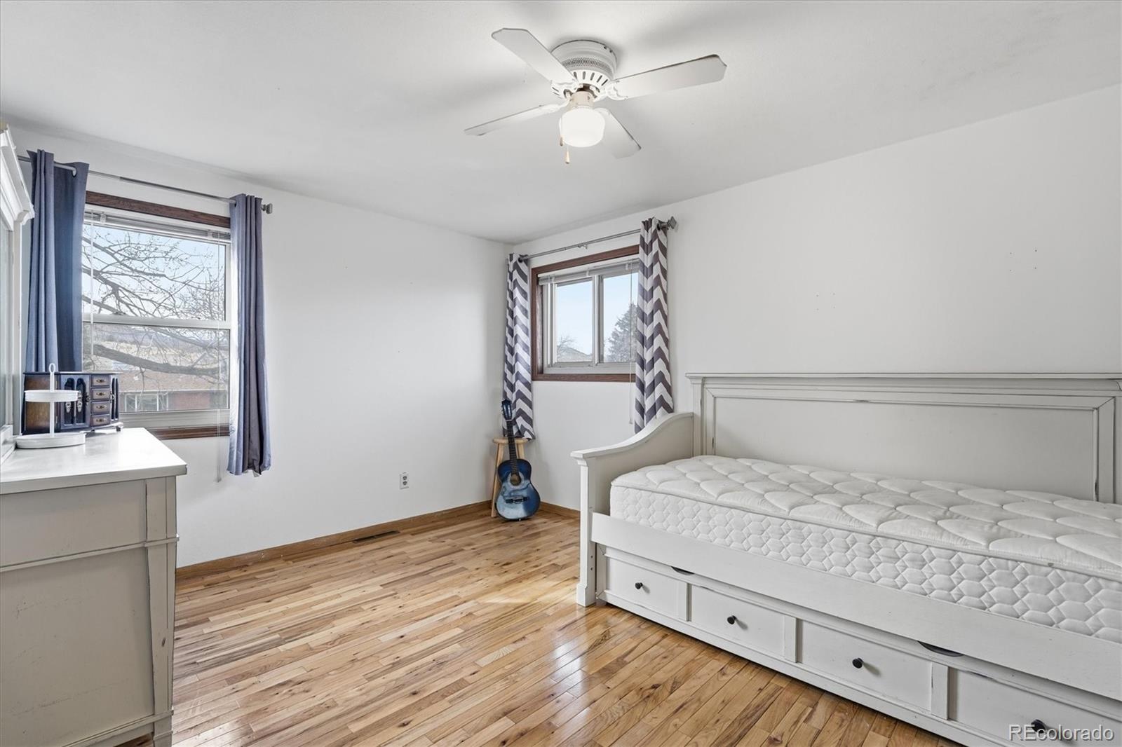 412 S Devinney Street