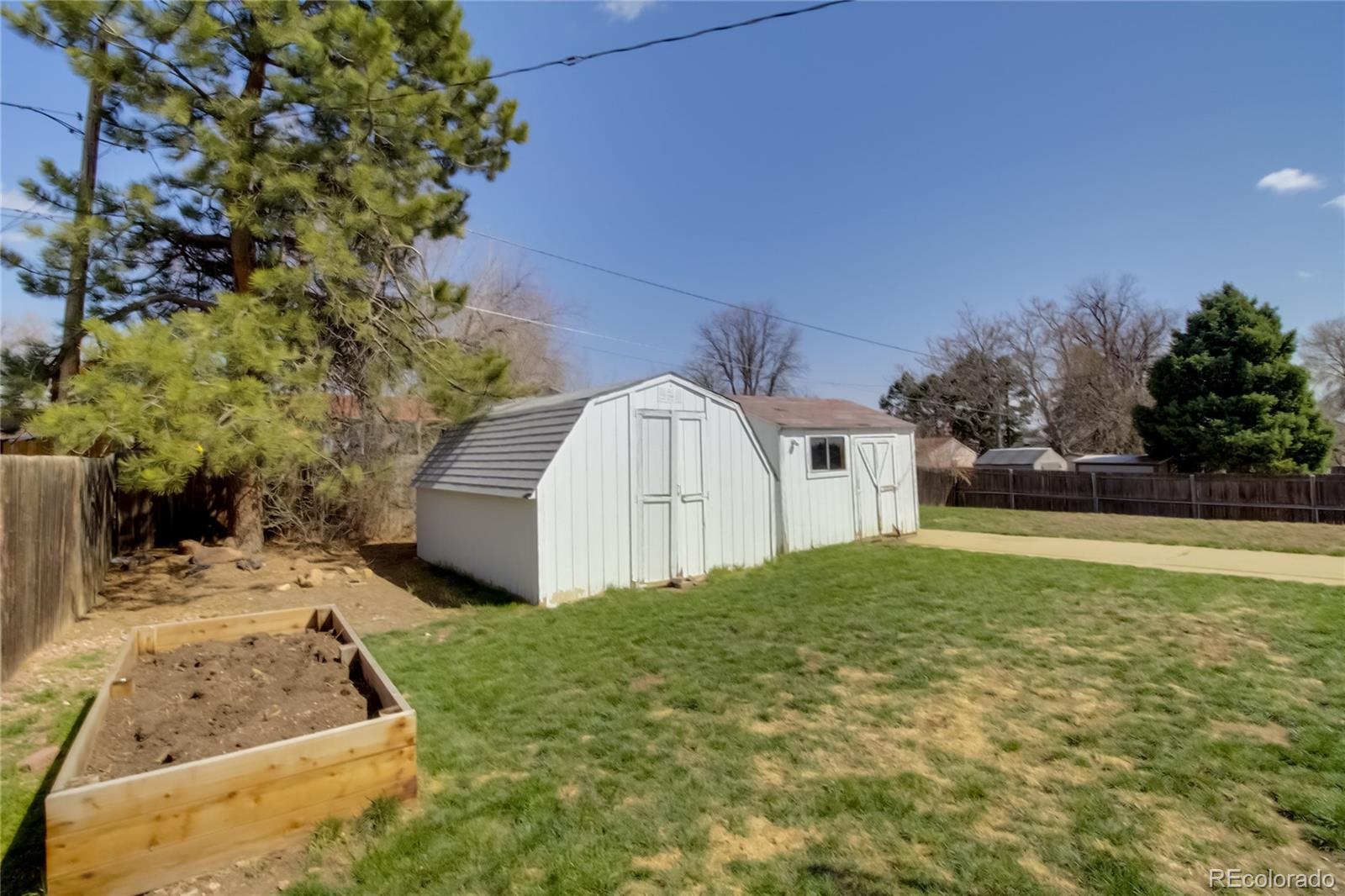 10776 Livingston Drive