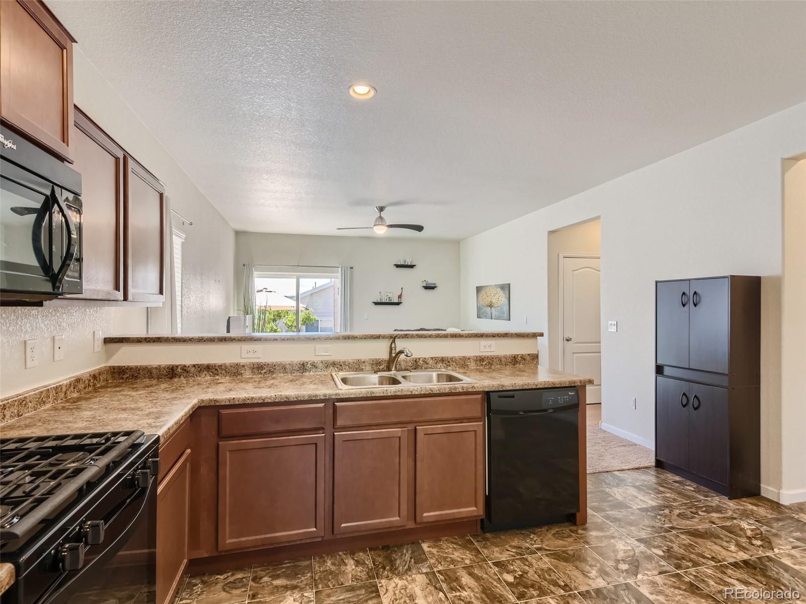 1782 Topanga Way