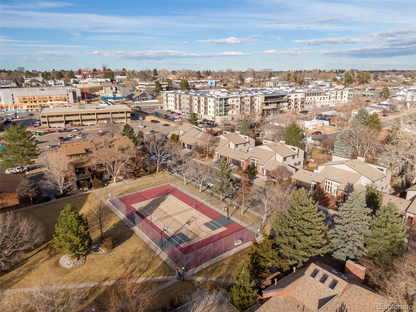 540 S Forest Street Unit: 6-203