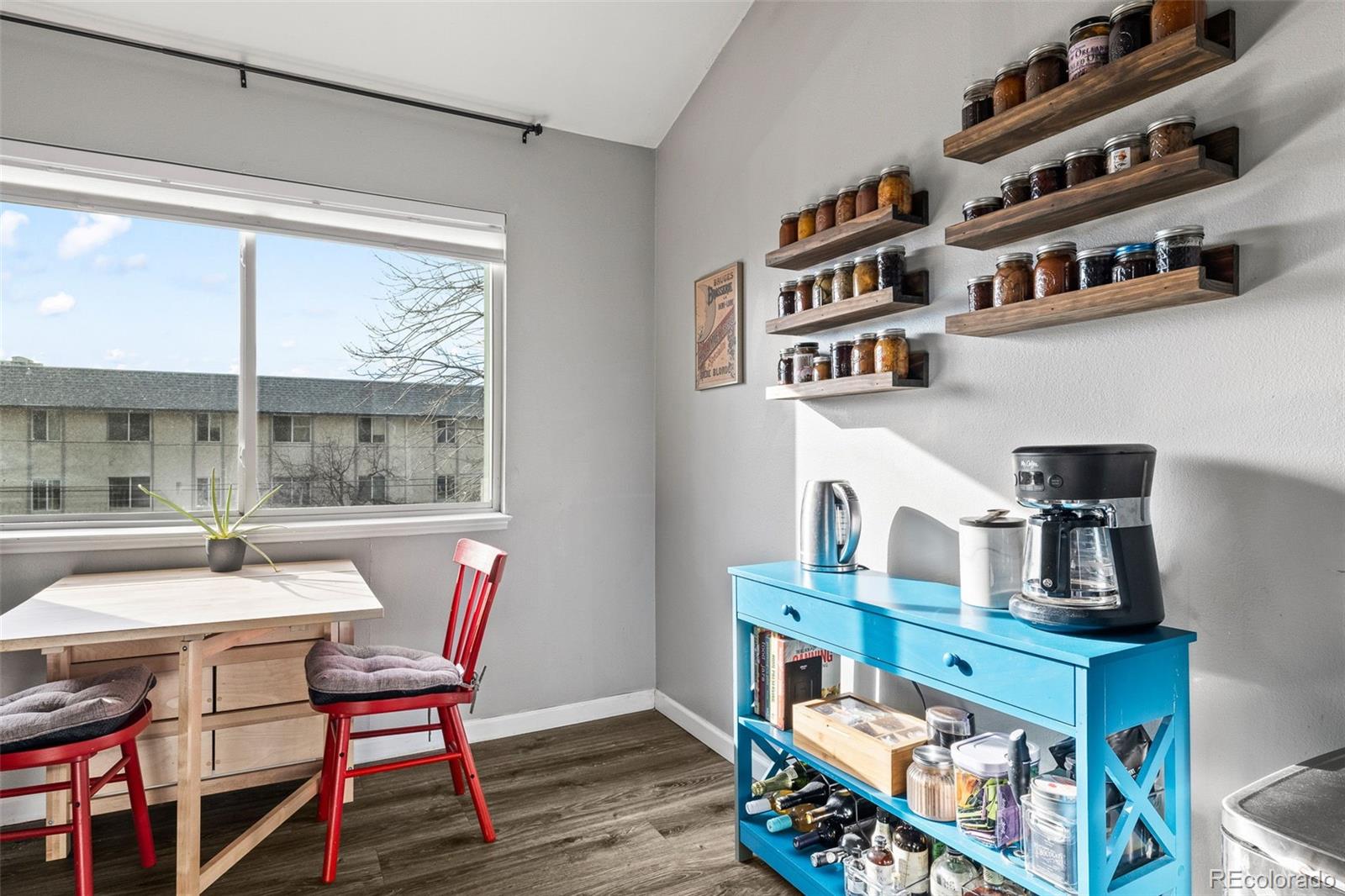 540 S Forest Street Unit: 6-203