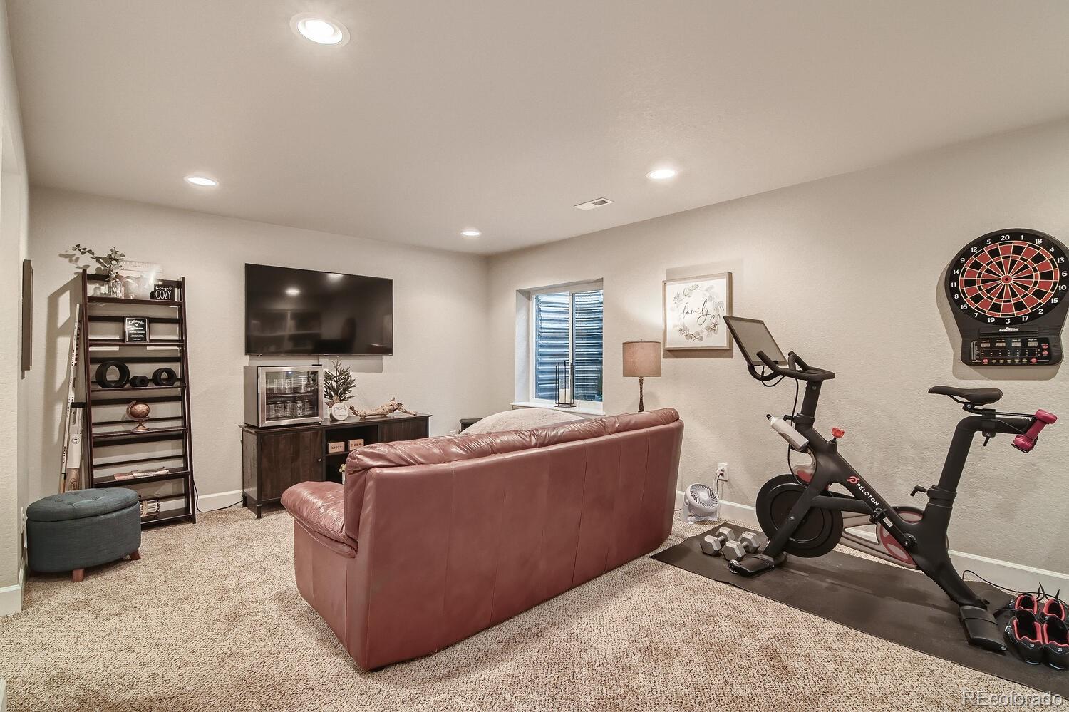 9639 Teller Court