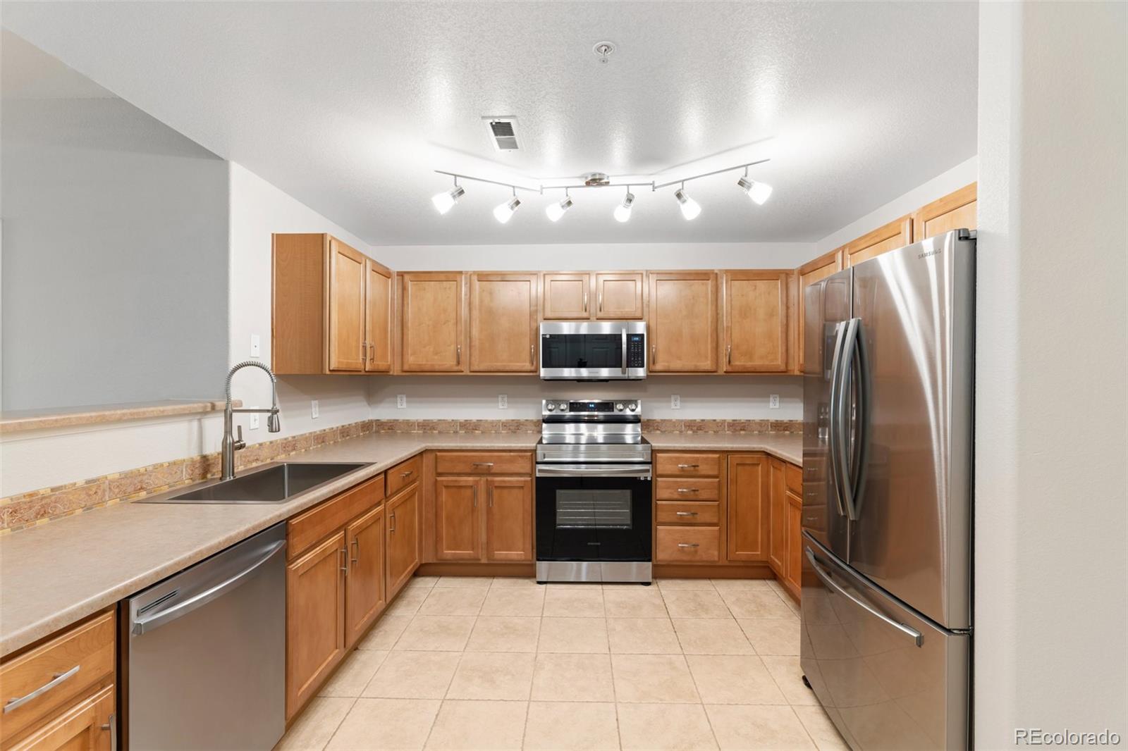 5480 Allison Street Unit: 101