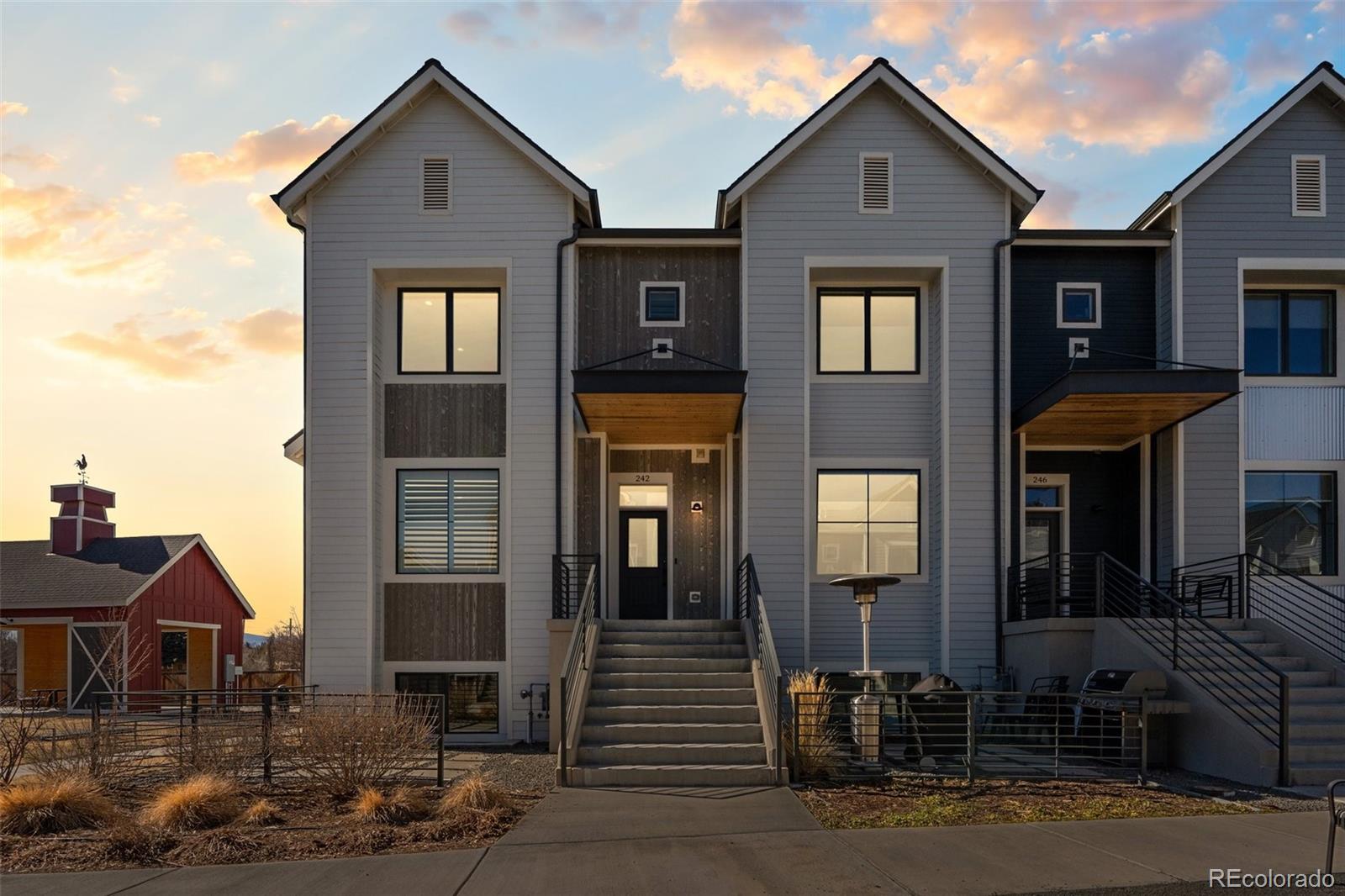 242 Clementina Street