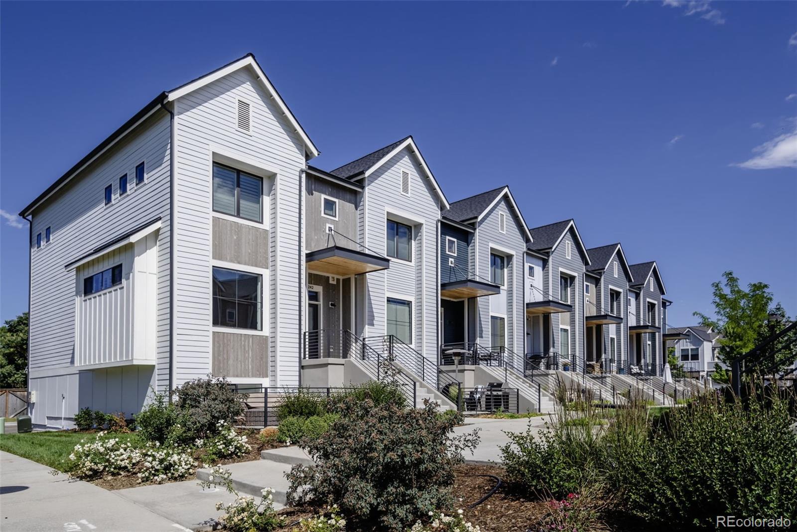 242 Clementina Street