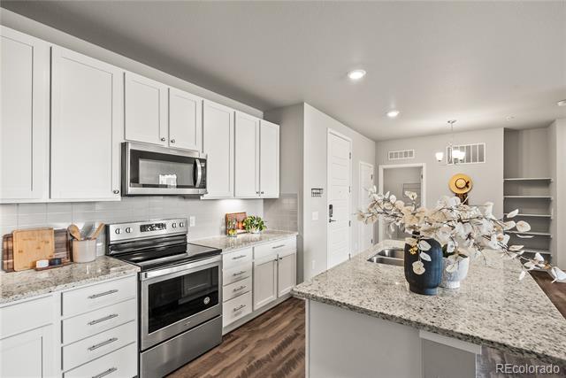 9287 Twenty Mile Road Unit: 306