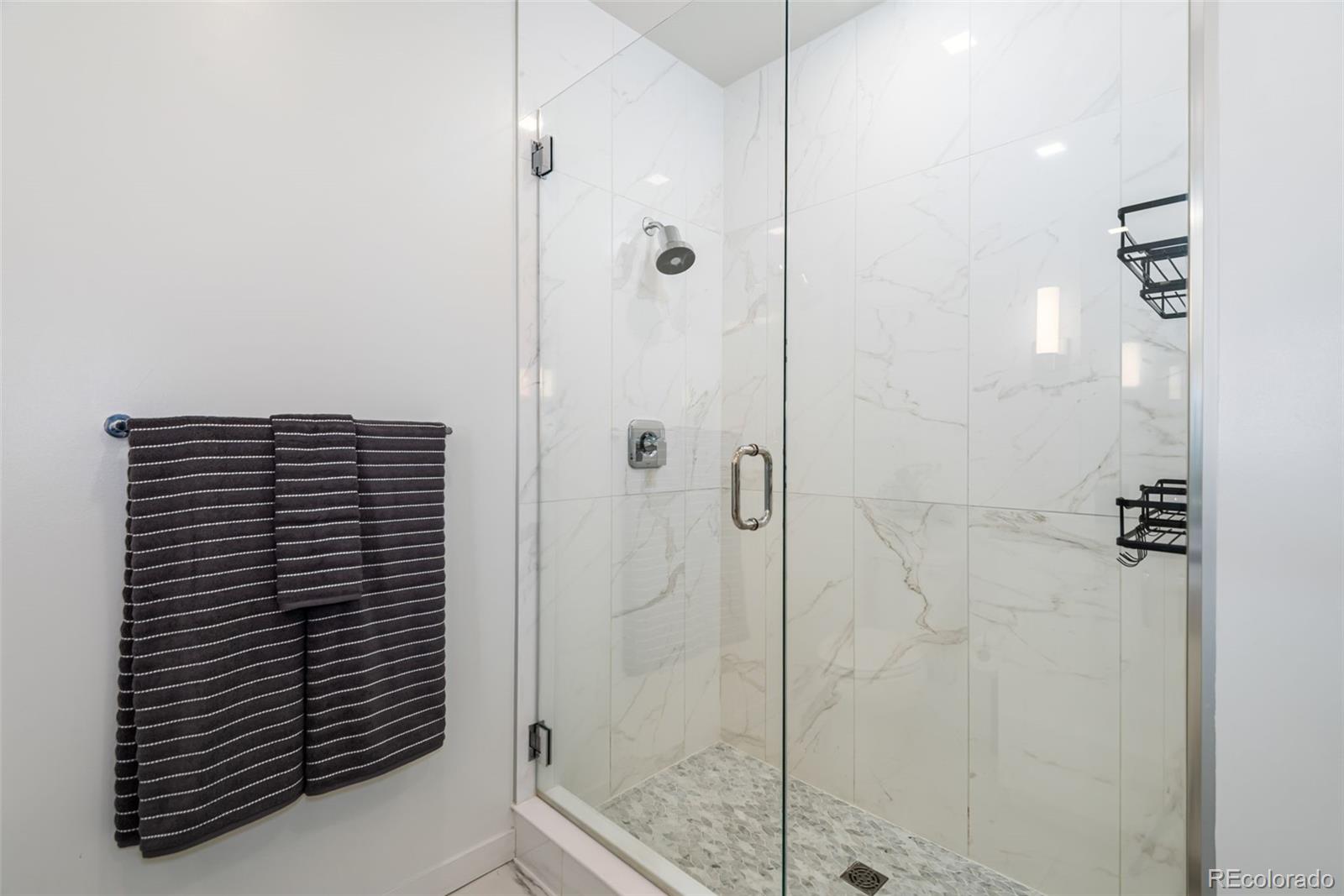 1735 Central Street Unit: 212