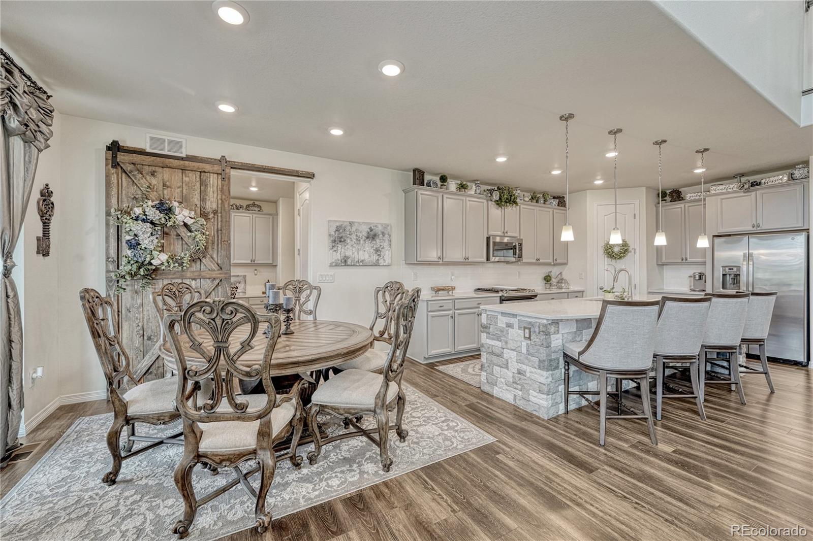 27819 E Clifton Place