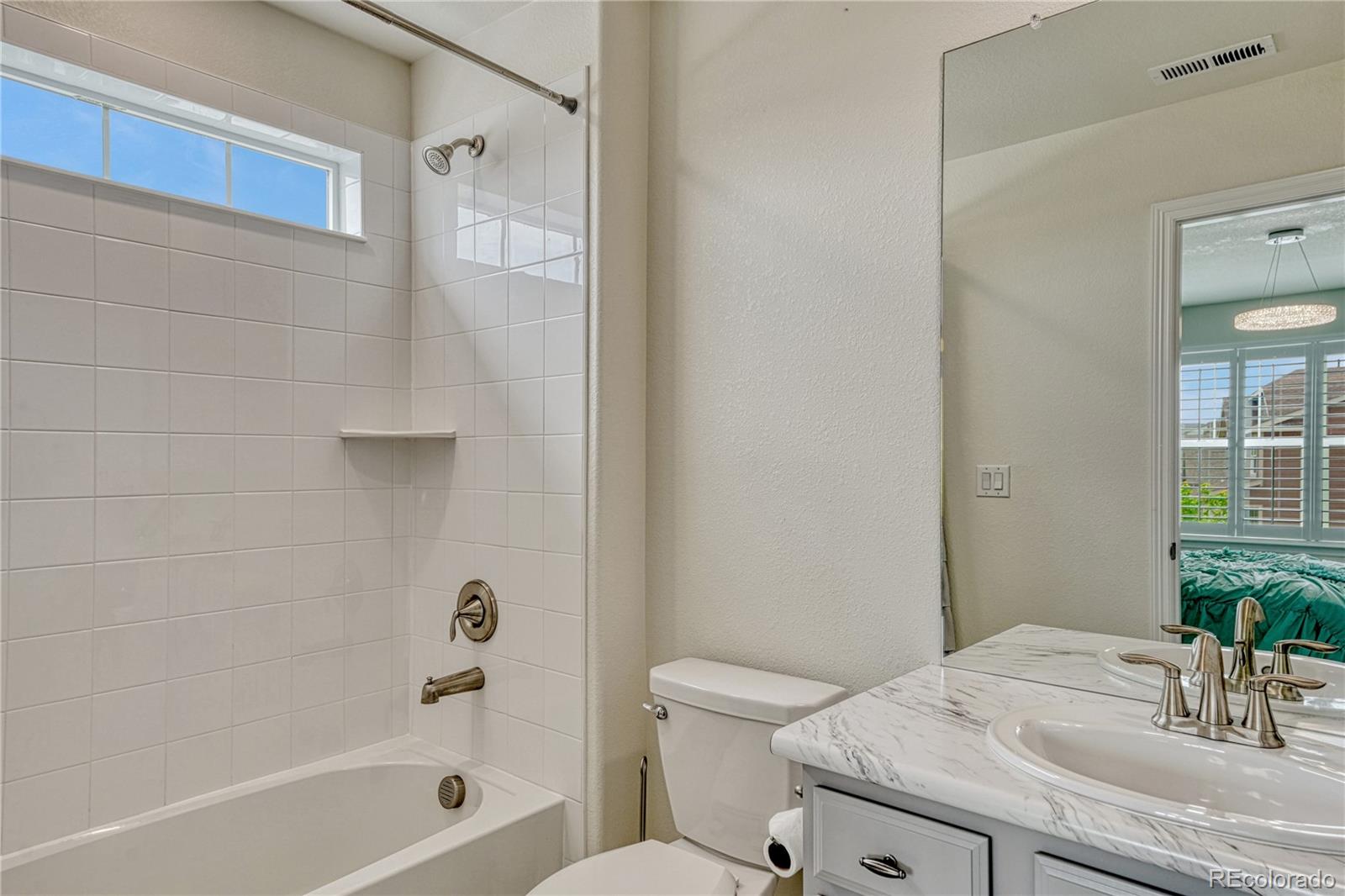 27819 E Clifton Place