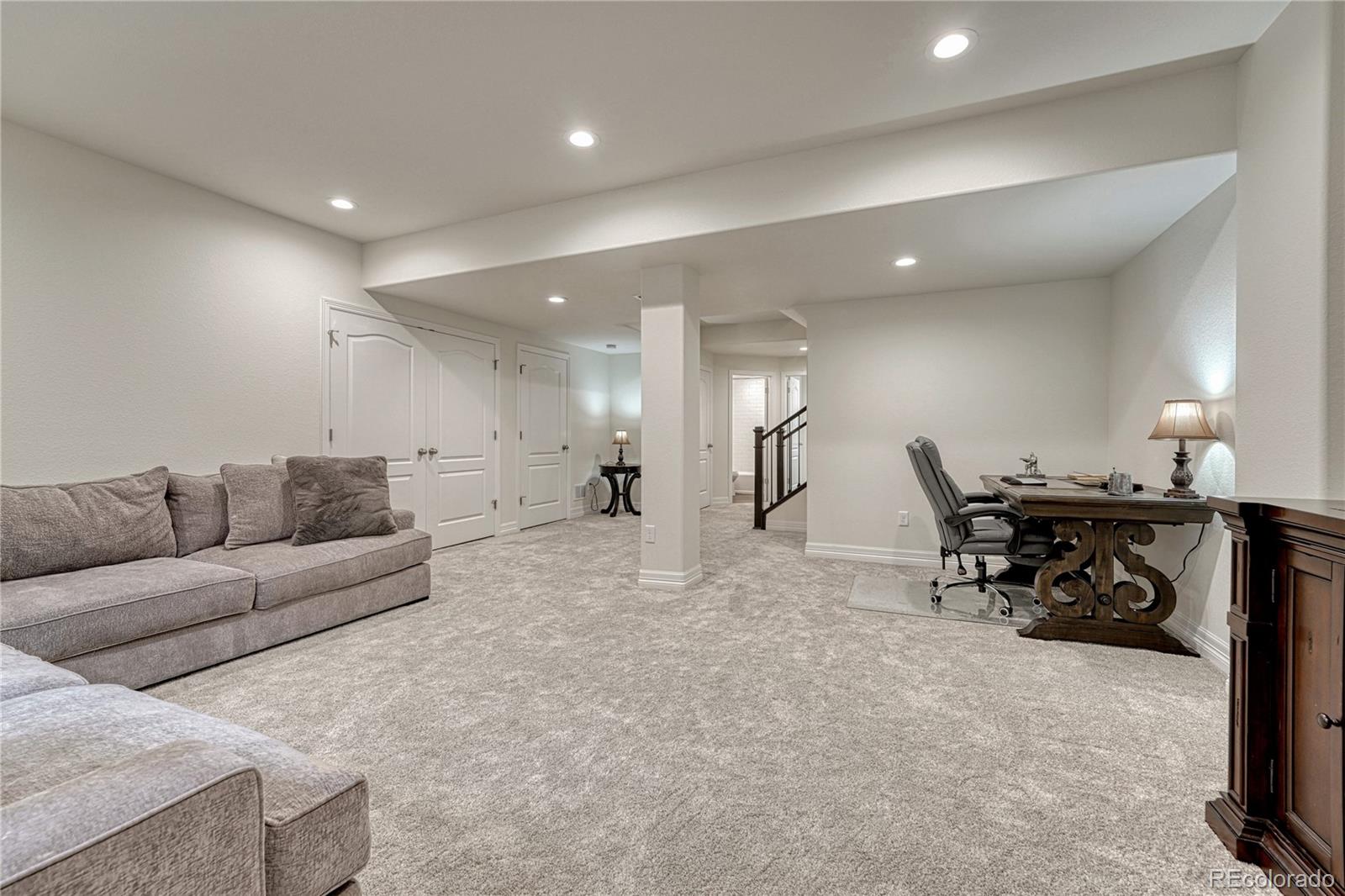 27819 E Clifton Place