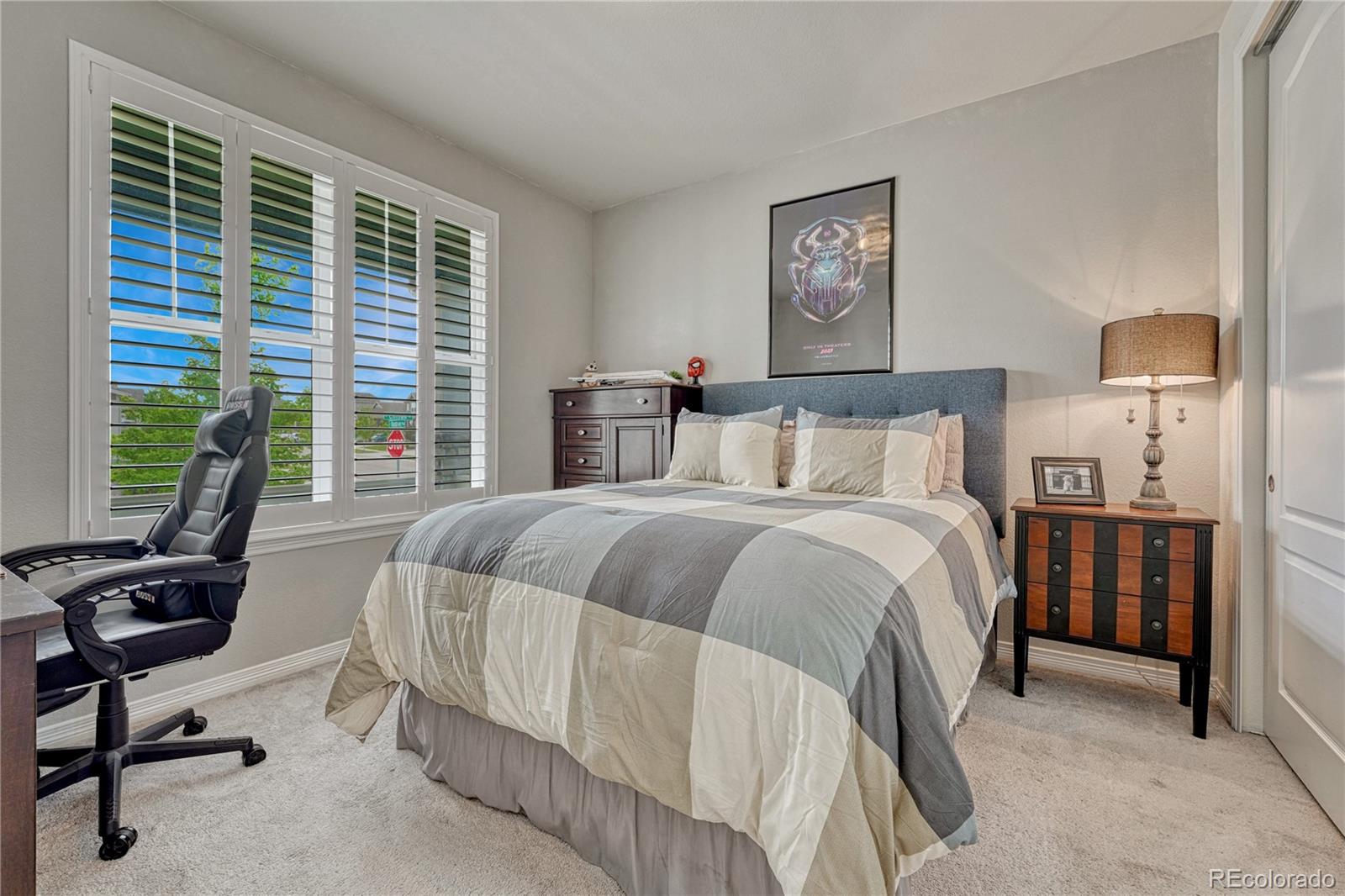 27819 E Clifton Place