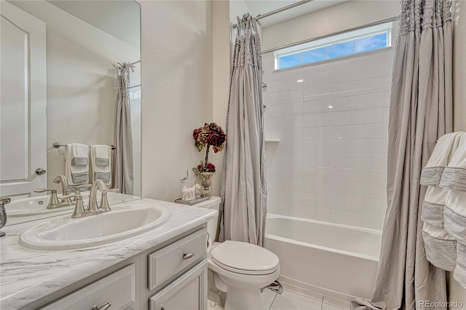 27819 E Clifton Place