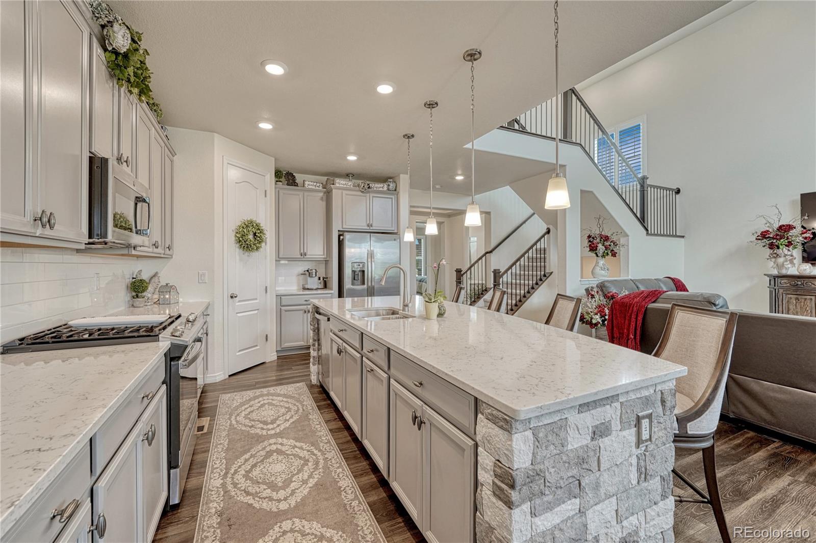 27819 E Clifton Place