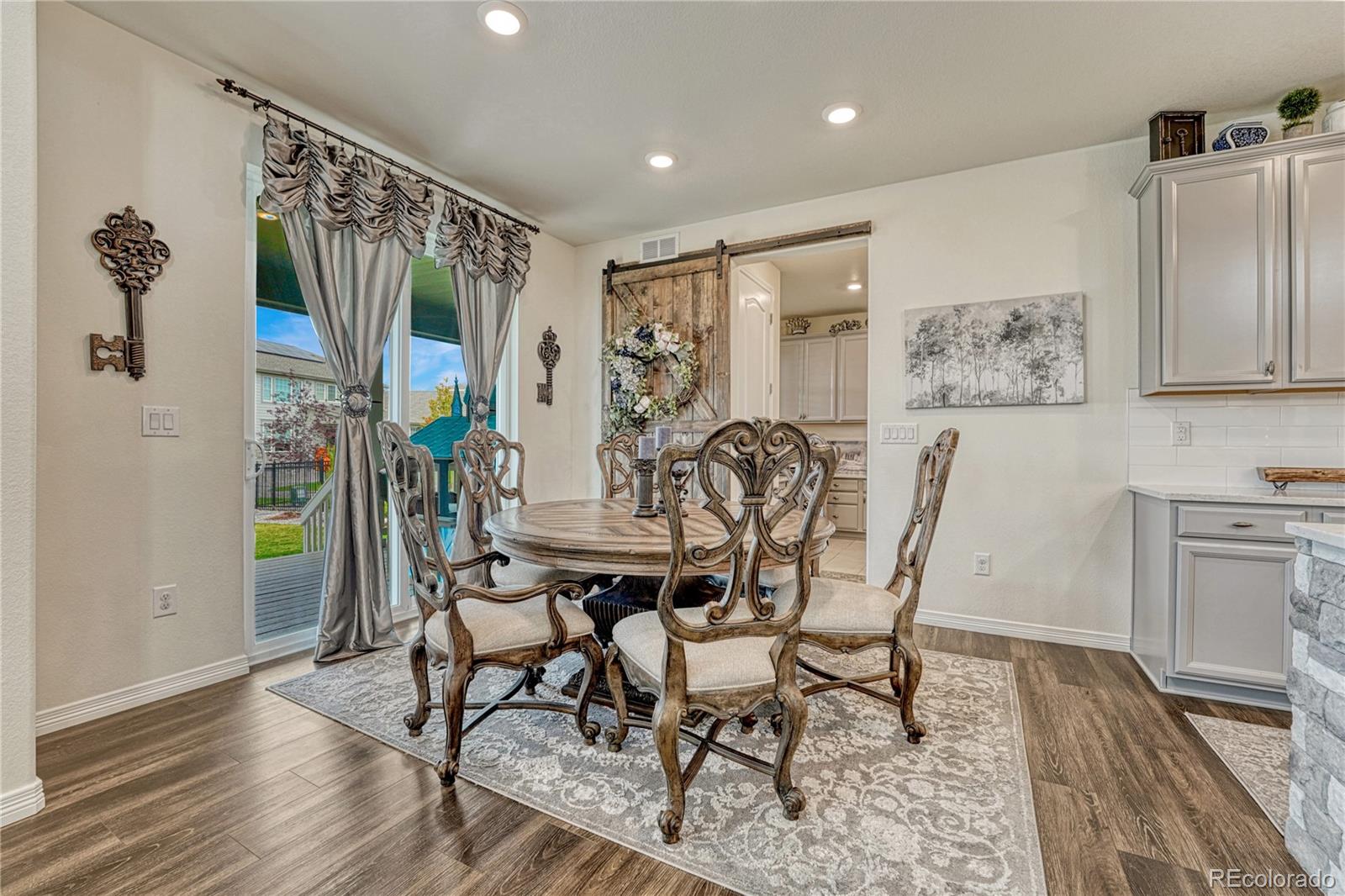 27819 E Clifton Place