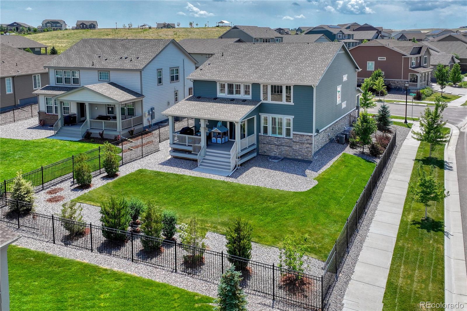 27819 E Clifton Place