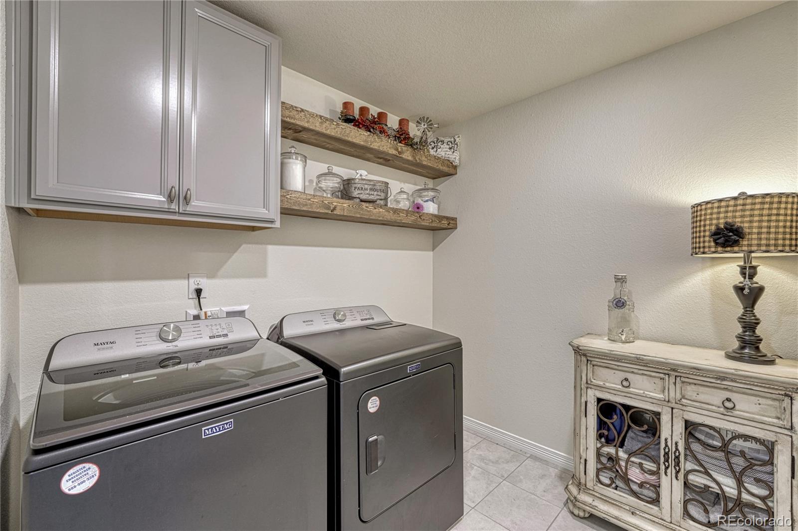 27819 E Clifton Place