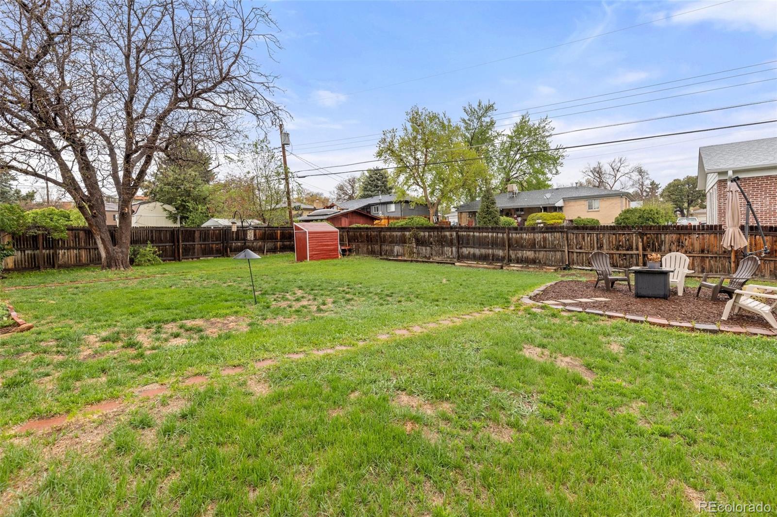 3379 W Wagon Trail Drive
