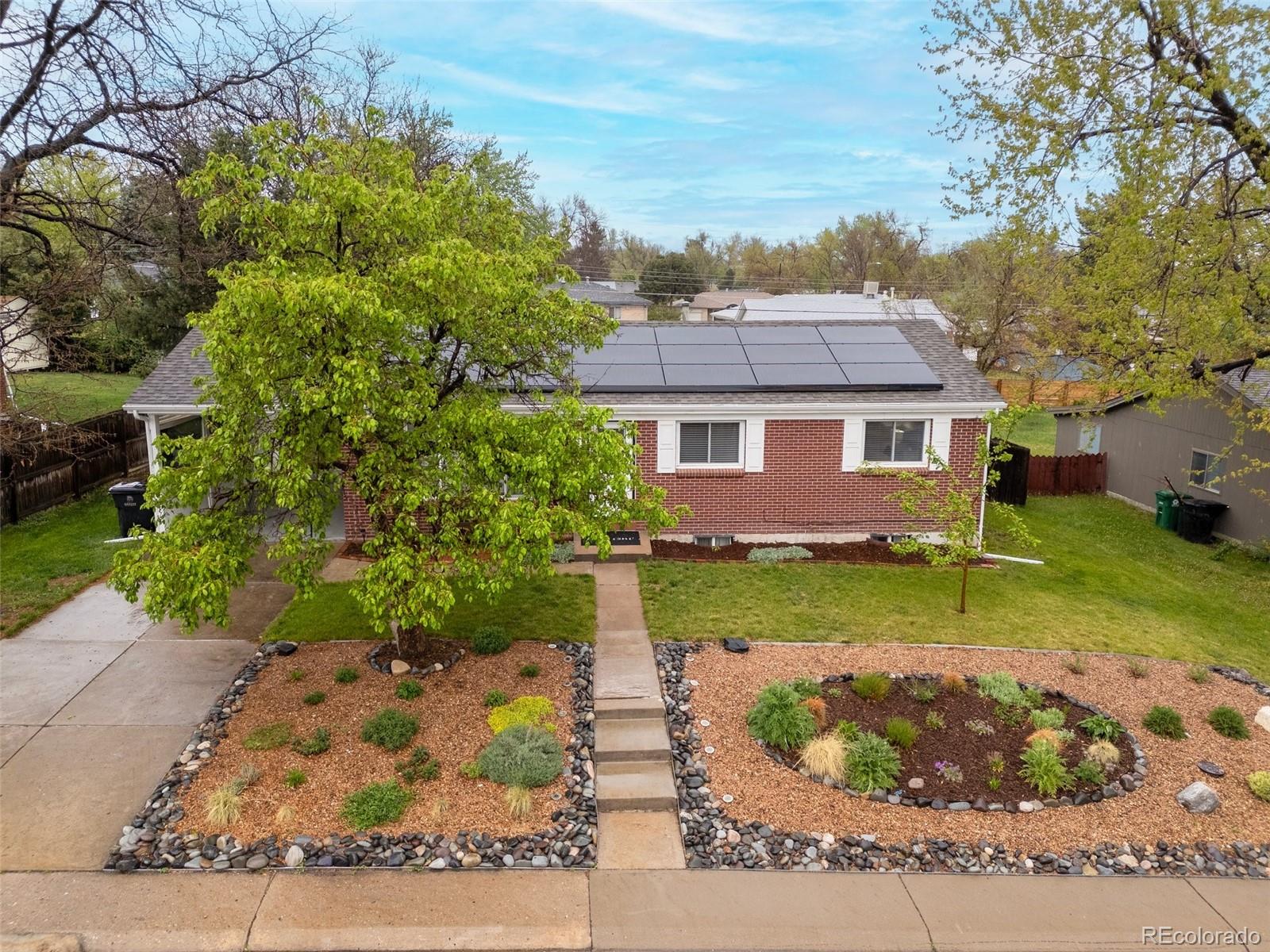 3379 W Wagon Trail Drive