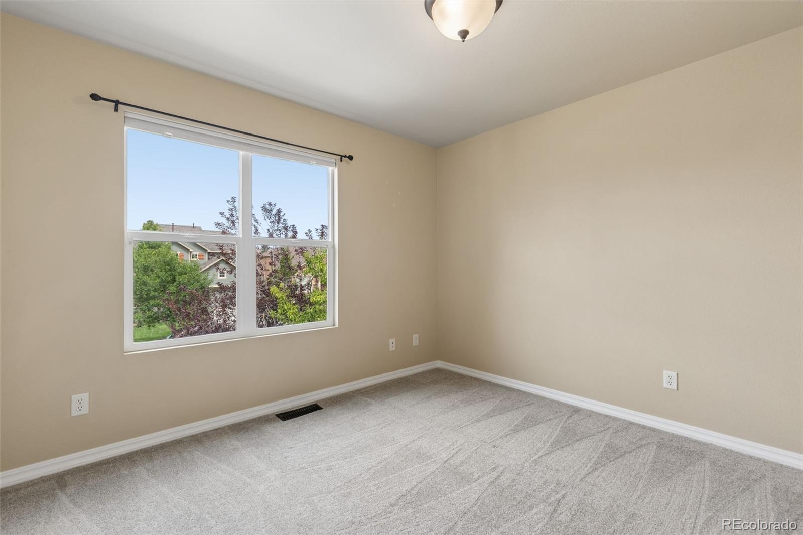 5011 Petrified Forest Trail