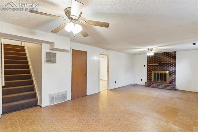 1211 Moffat Circle