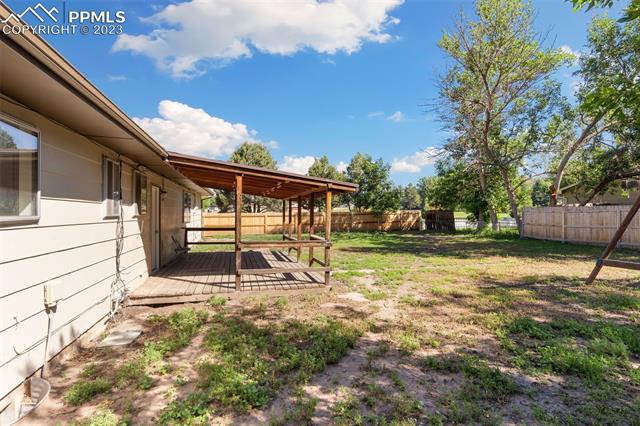 1211 Moffat Circle