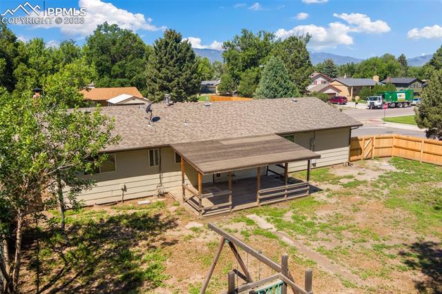 1211 Moffat Circle