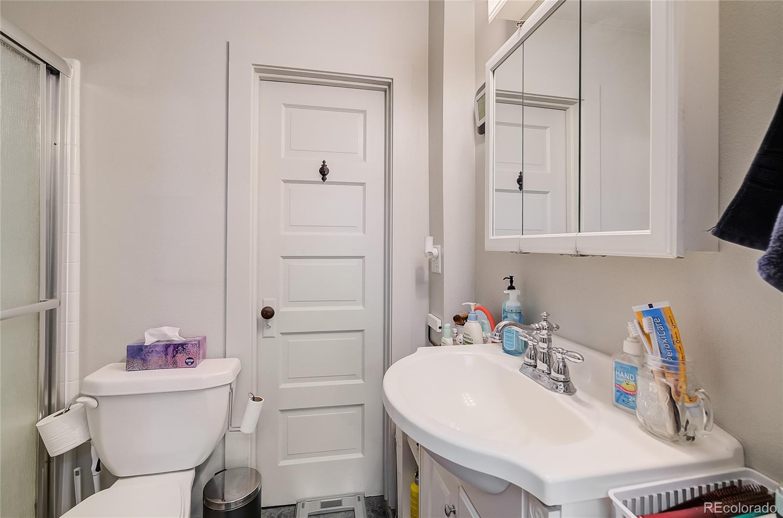 9030 W 64th Place