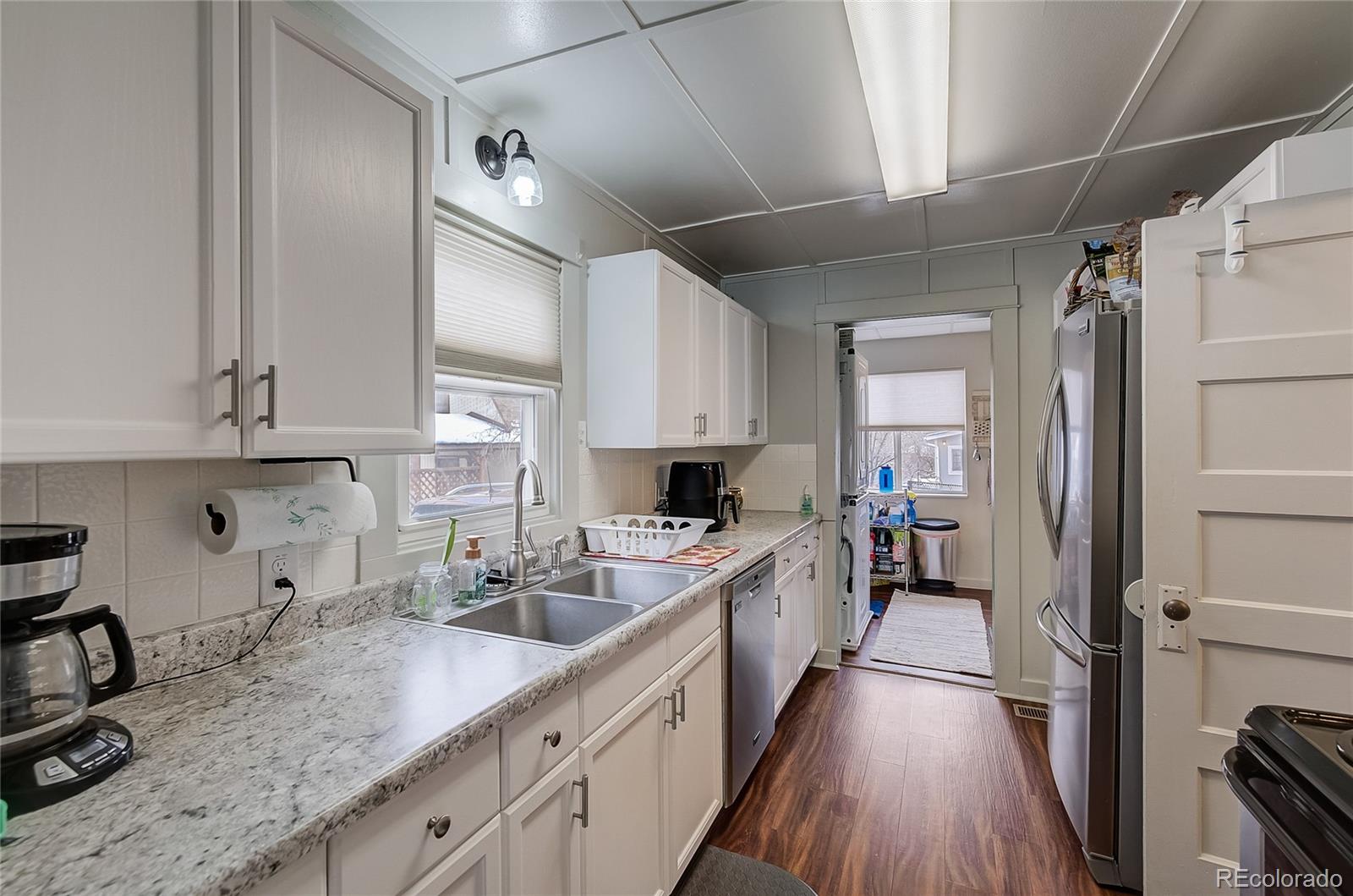 9030 W 64th Place