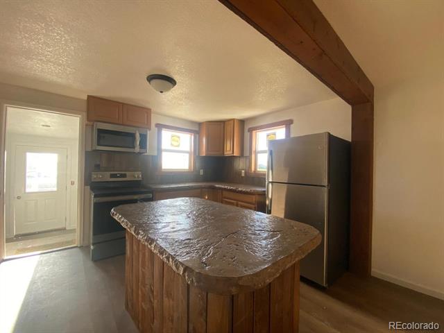 8148 County Road 7