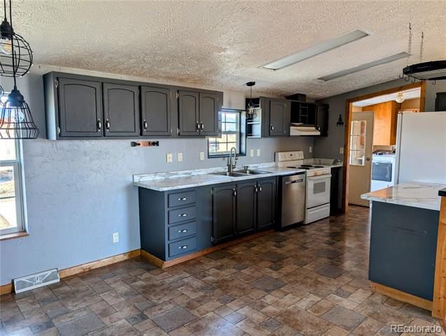 27769 Aspen Ridge Circle