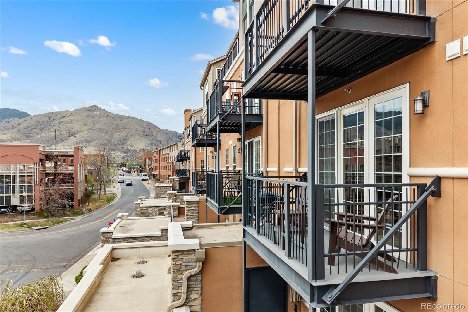 640 11th Street Unit: 203