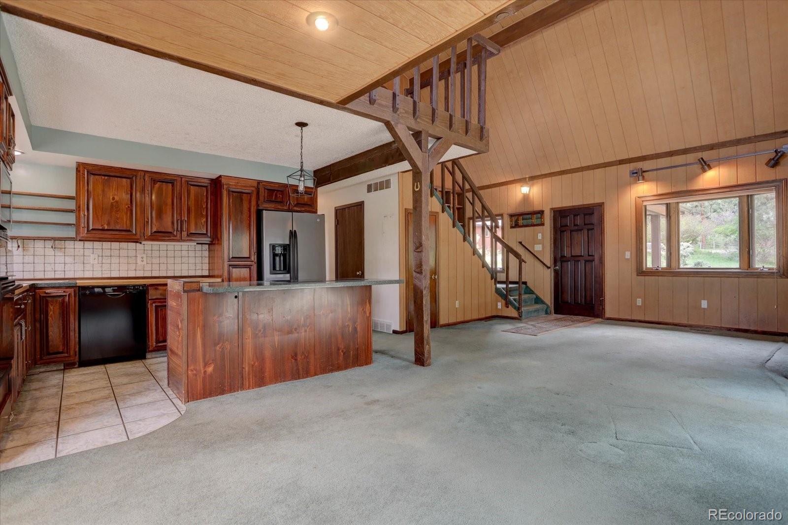 1200 Madge Gulch Road
