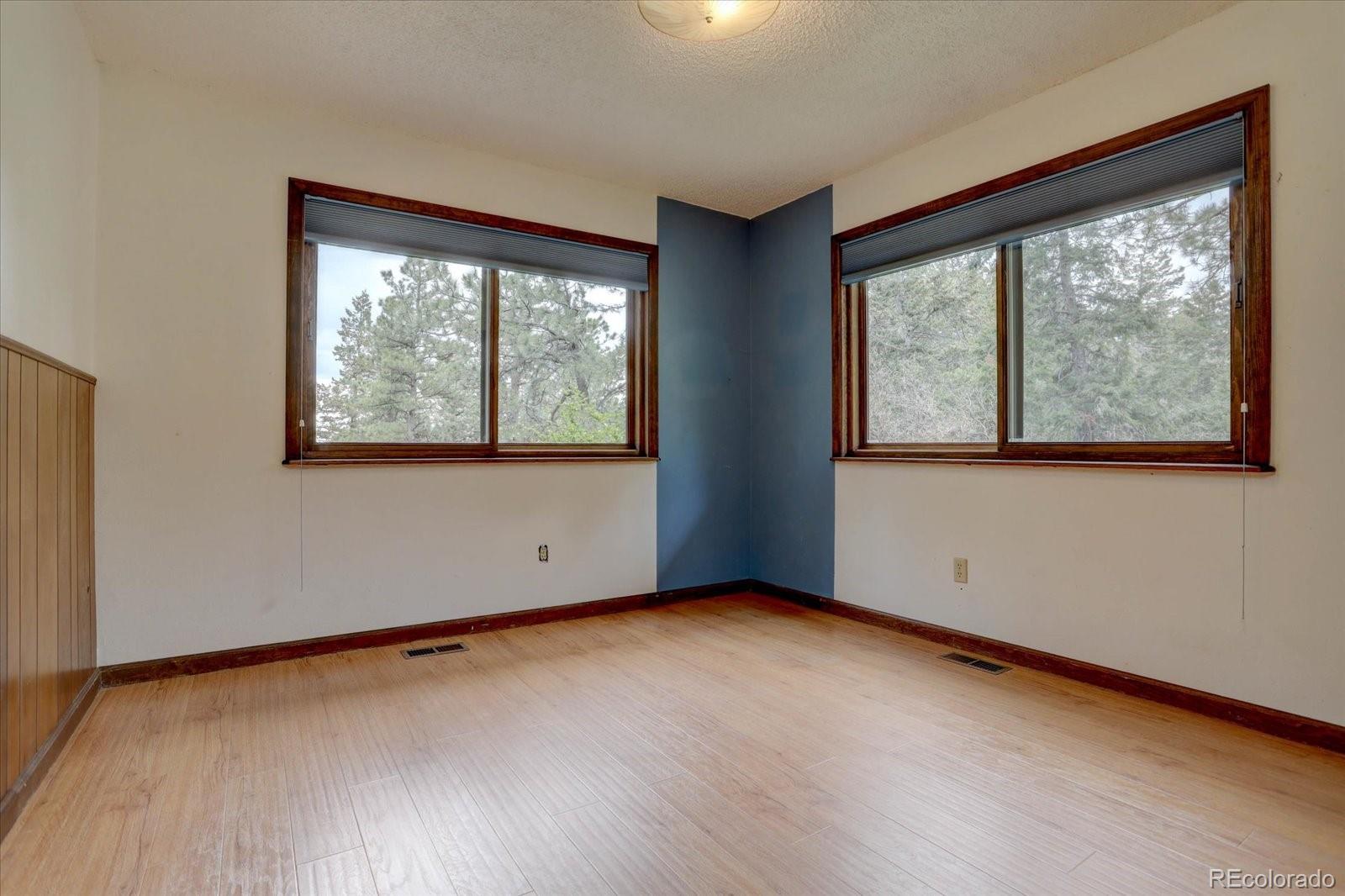 1200 Madge Gulch Road