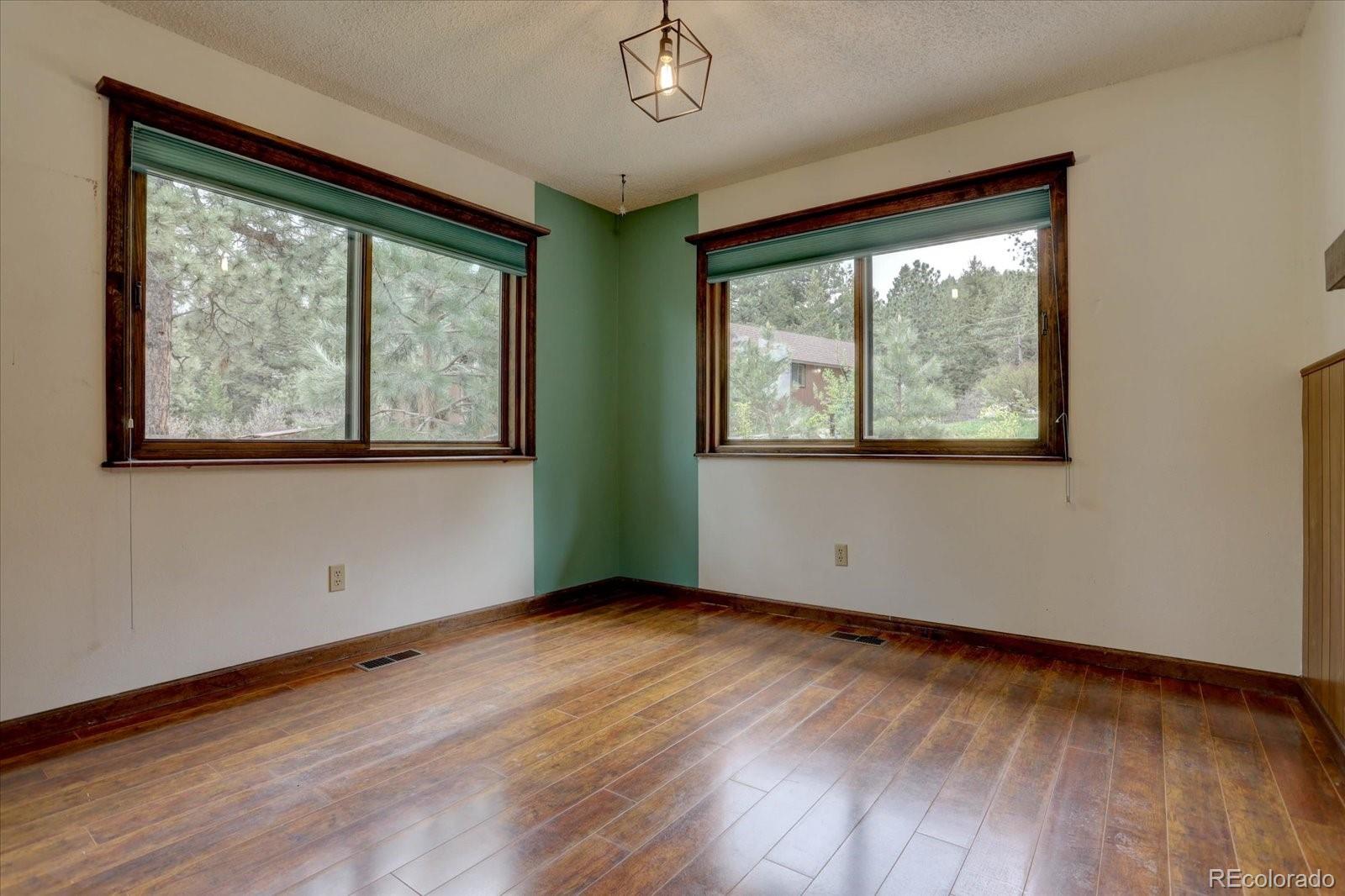 1200 Madge Gulch Road