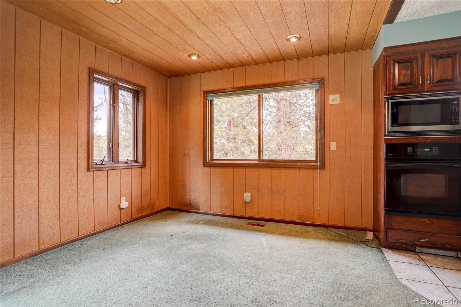 1200 Madge Gulch Road
