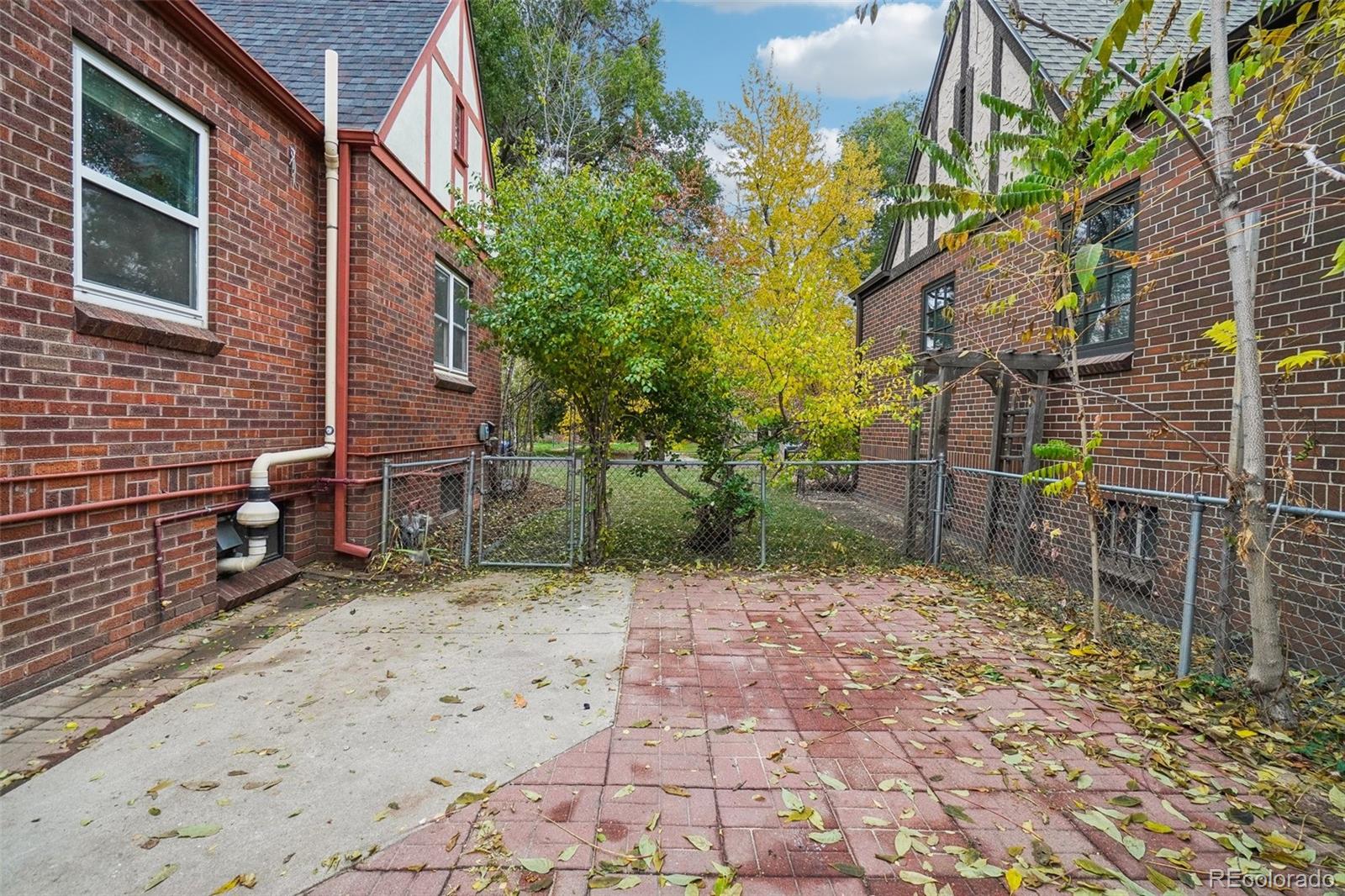 1367 Grape Street