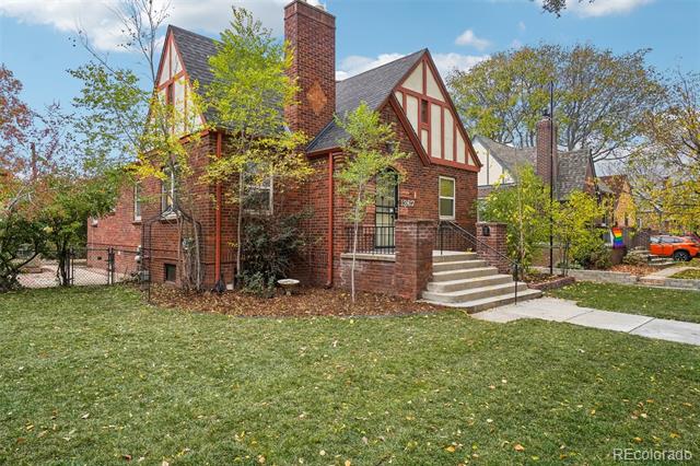 1367 Grape Street