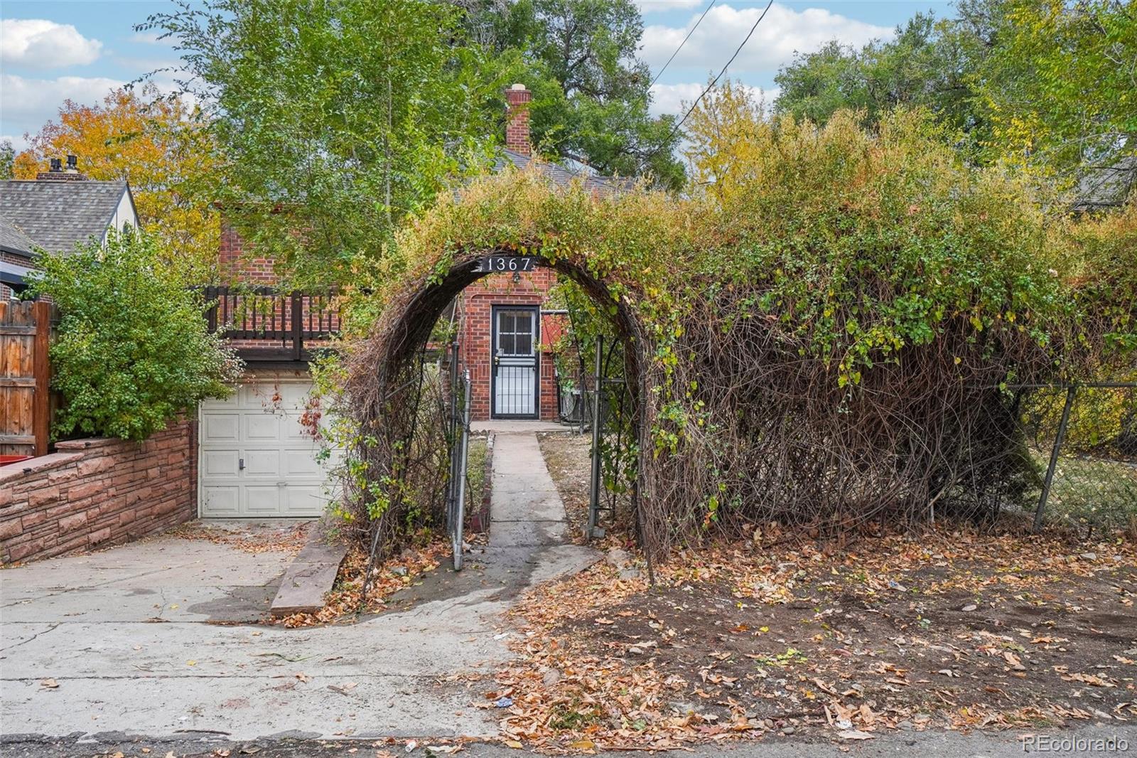 1367 Grape Street