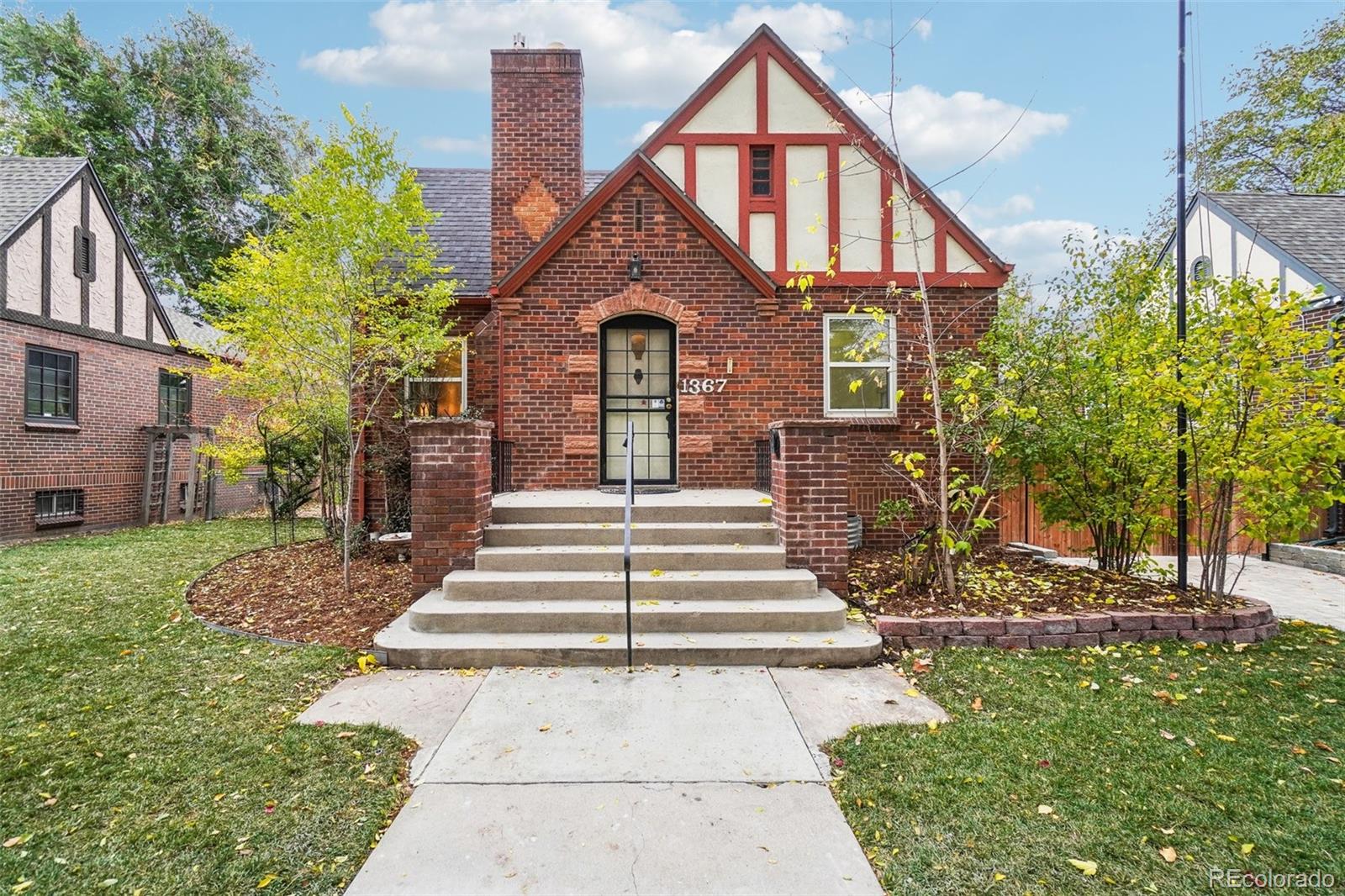 1367 Grape Street