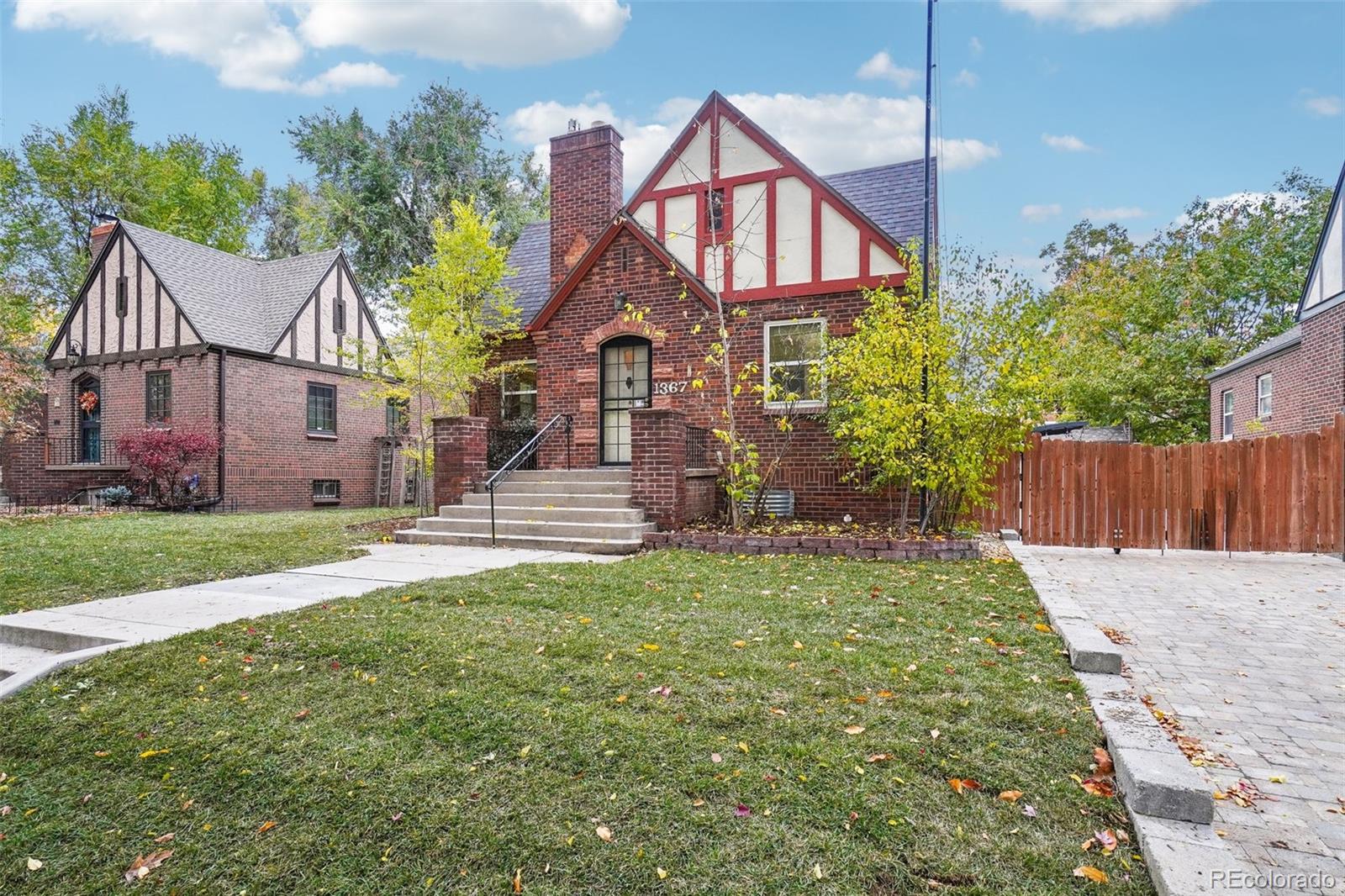 1367 Grape Street