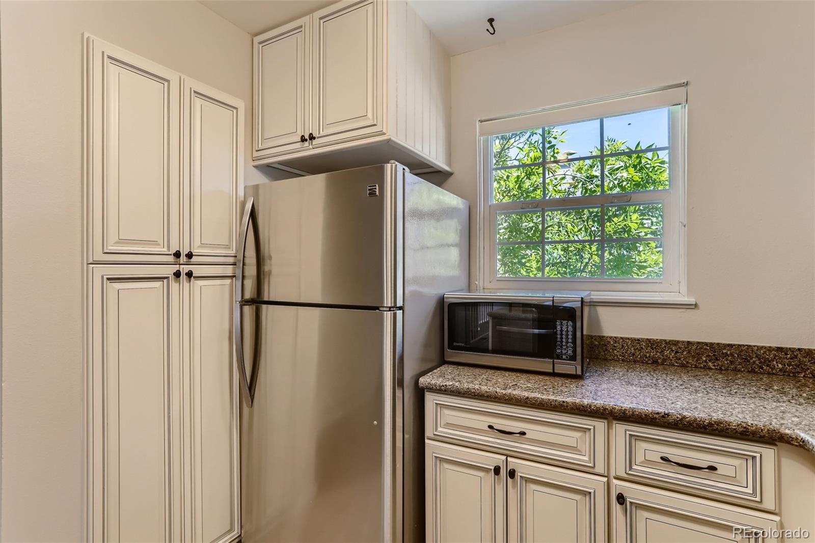 1811 S Quebec Way Unit: 18