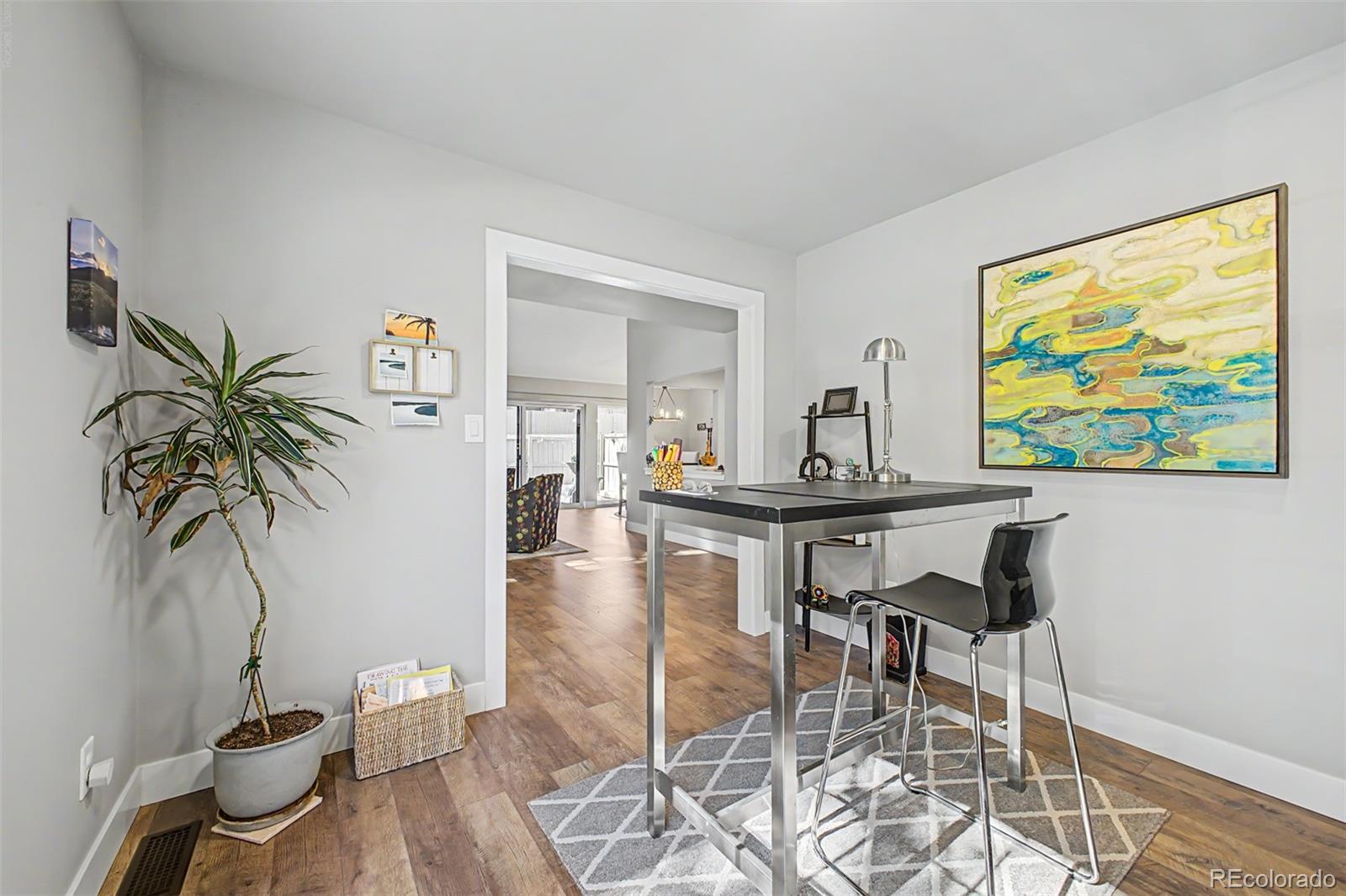 7925 W Layton Avenue Unit: 400