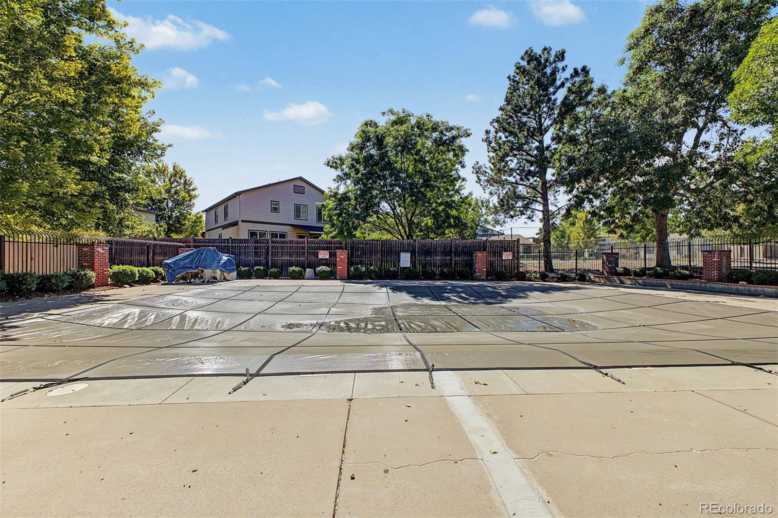 7925 W Layton Avenue Unit: 400