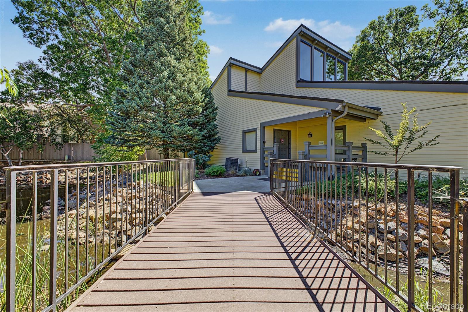 7925 W Layton Avenue Unit: 400