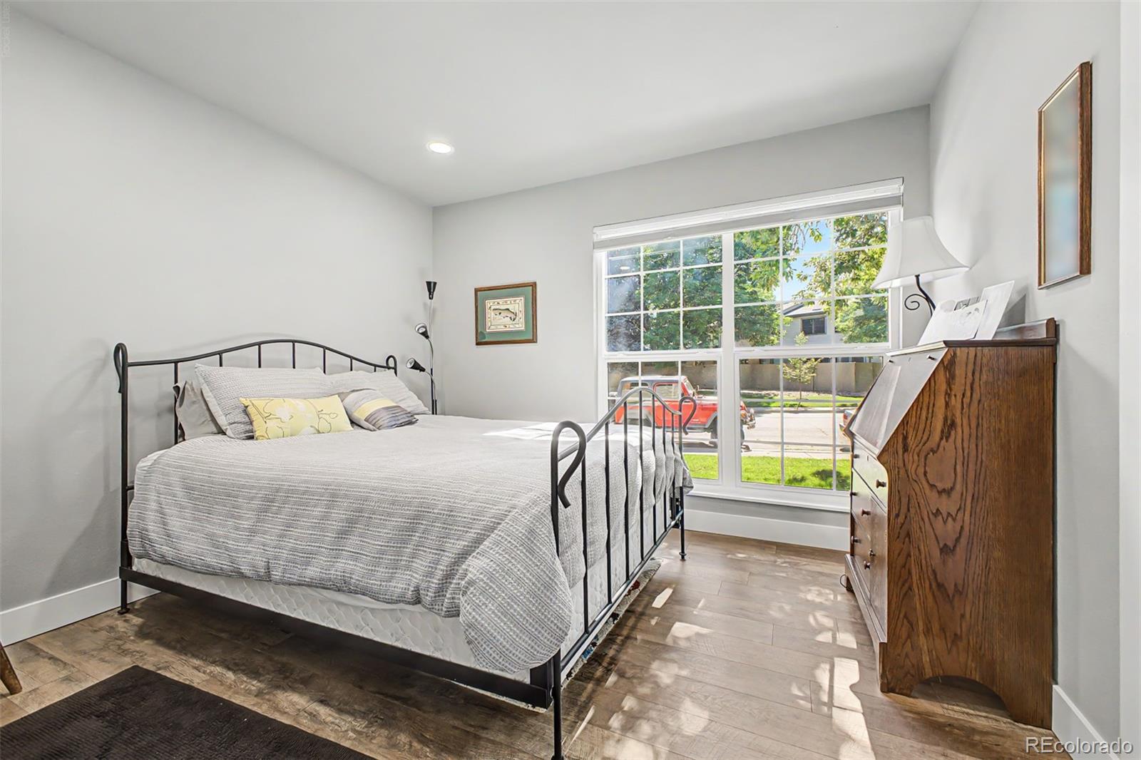 7925 W Layton Avenue Unit: 400
