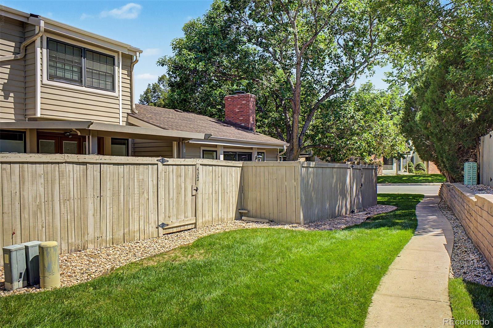 7925 W Layton Avenue Unit: 400