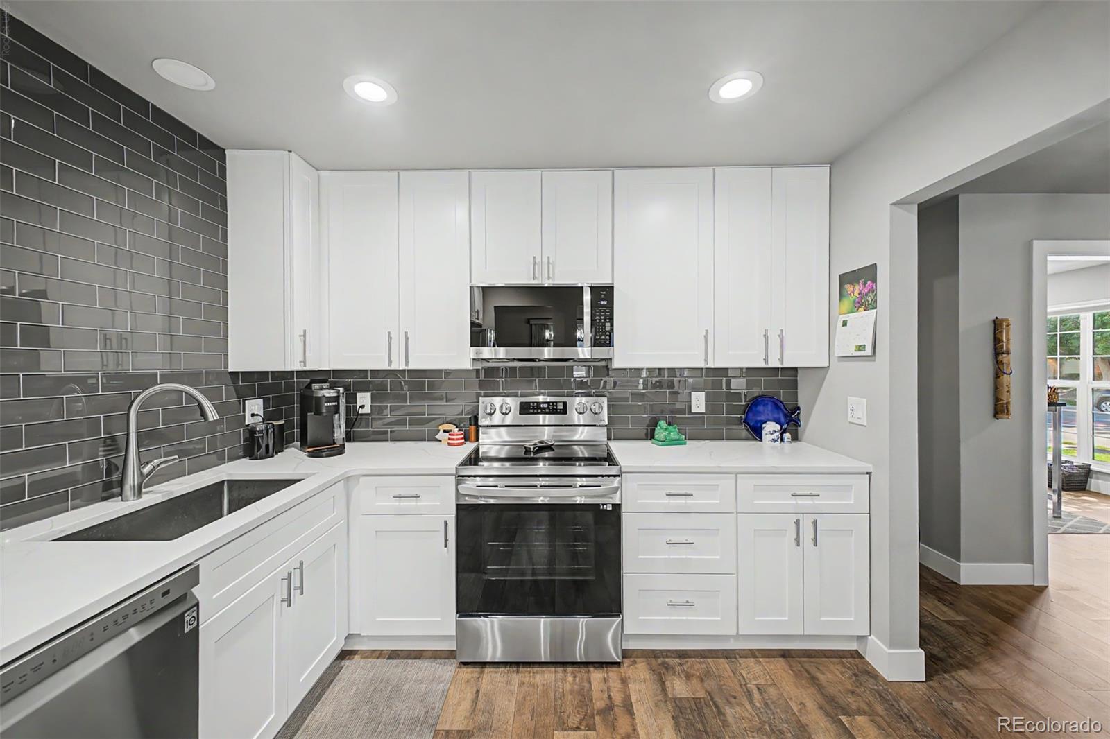 7925 W Layton Avenue Unit: 400